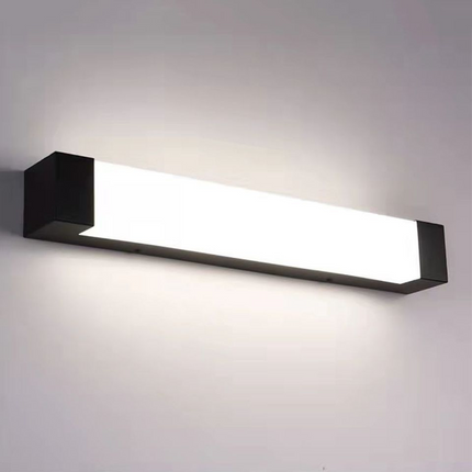 Linear Outdoor Wall Lamp