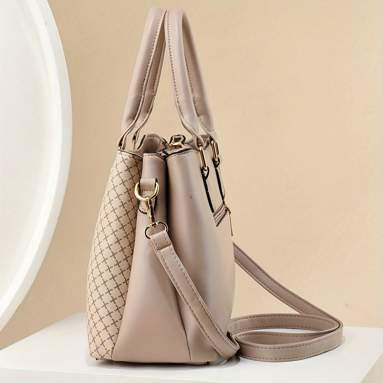 Large Capacity Plaid Handbag - Triple-Layer Pockets, Zip Closure - Khaki, Green, Black