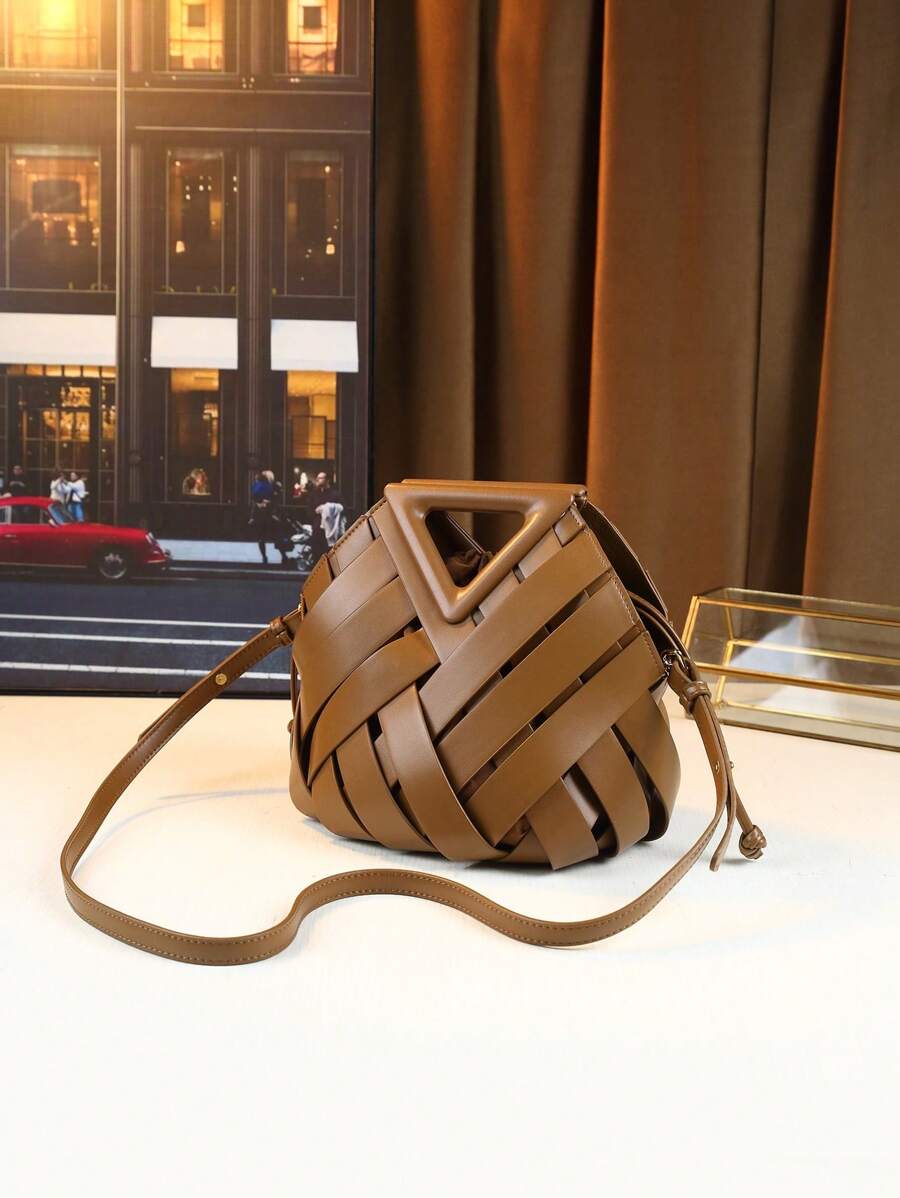 2025 Woven Design Women's Tote Bag - Inverted Triangle Casual Commuter Bag