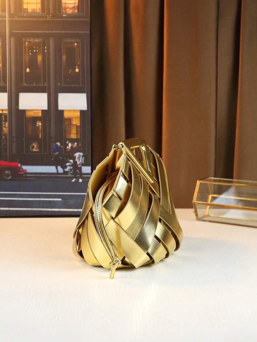 2025 Woven Design Women's Tote Bag - Inverted Triangle Casual Commuter Bag