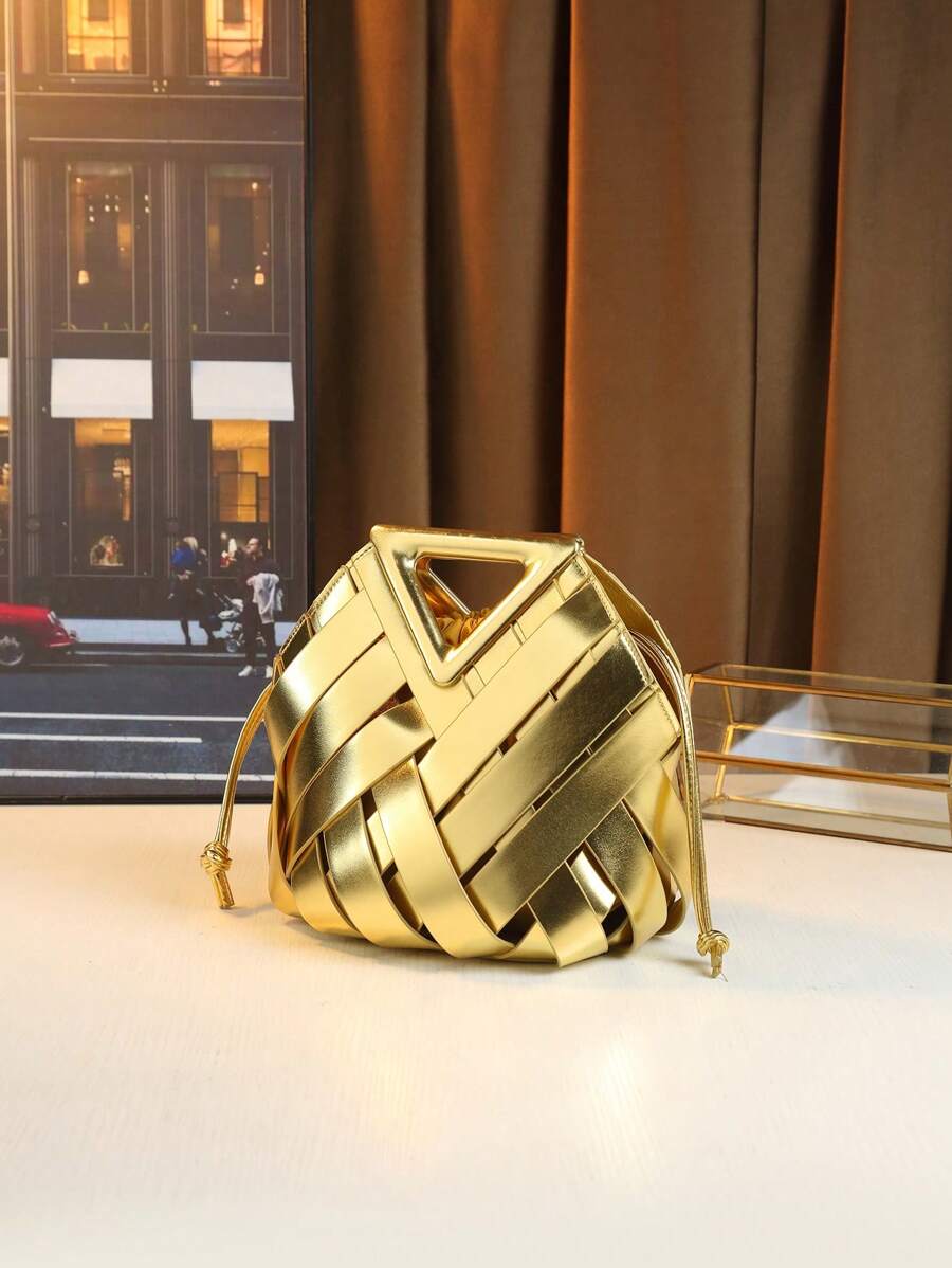 2025 Woven Design Women's Tote Bag - Inverted Triangle Casual Commuter Bag