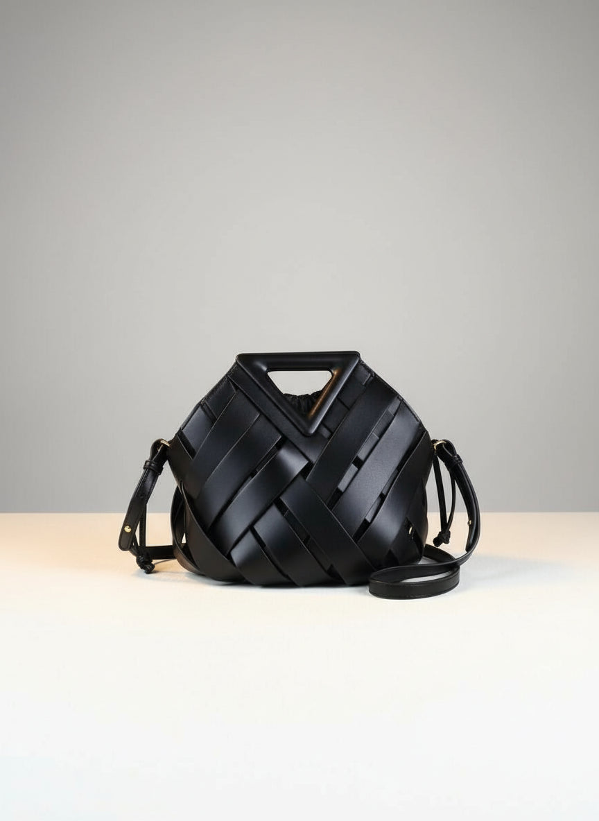 2025 Woven Design Women's Tote Bag - Inverted Triangle Casual Commuter Bag