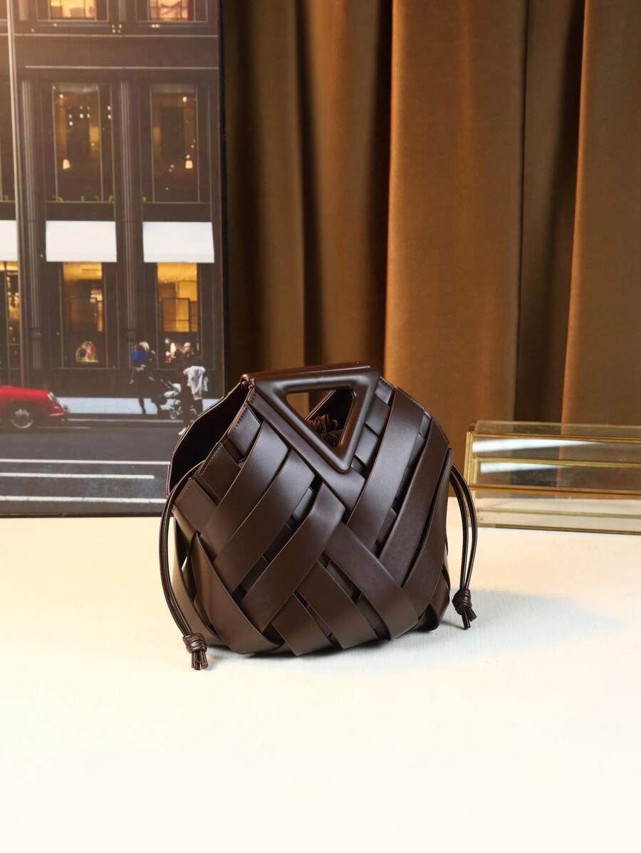 2025 Woven Design Women's Tote Bag - Inverted Triangle Casual Commuter Bag