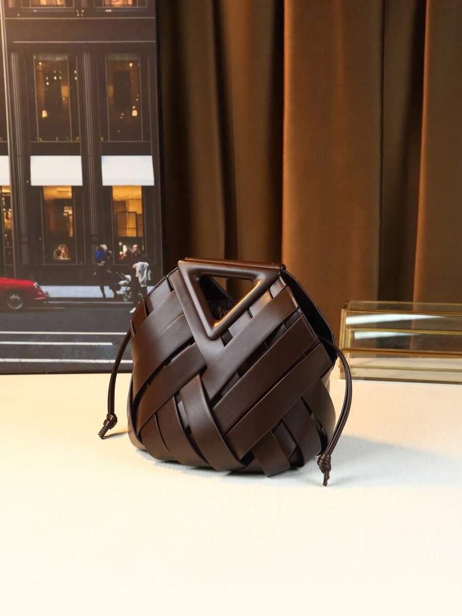 2025 Woven Design Women's Tote Bag - Inverted Triangle Casual Commuter Bag