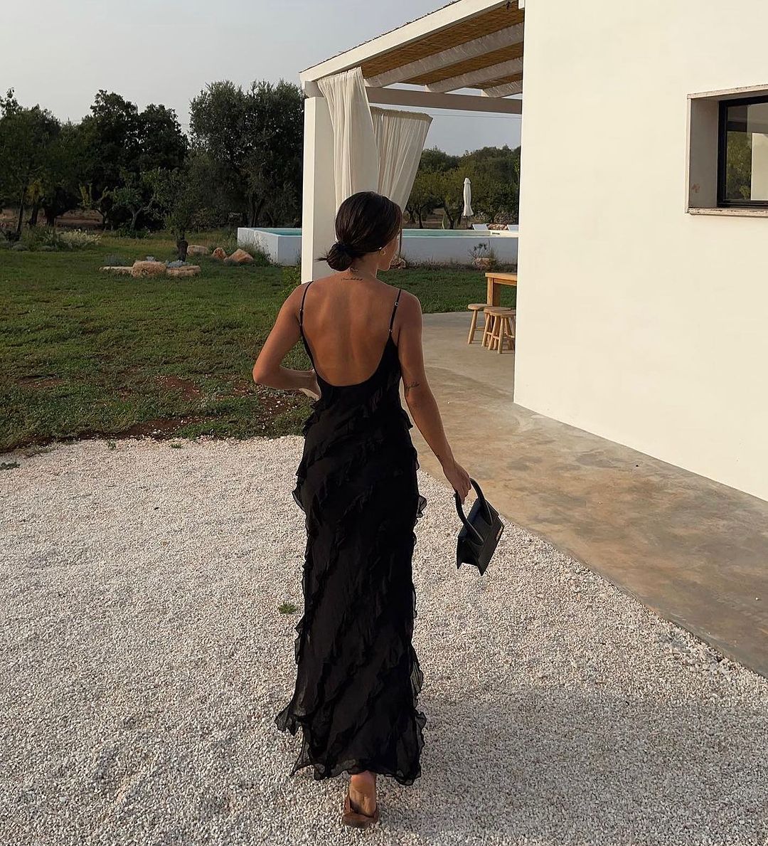 Ruffled Maxi Dress – Figure-Hugging Evening Style with Spaghetti Straps