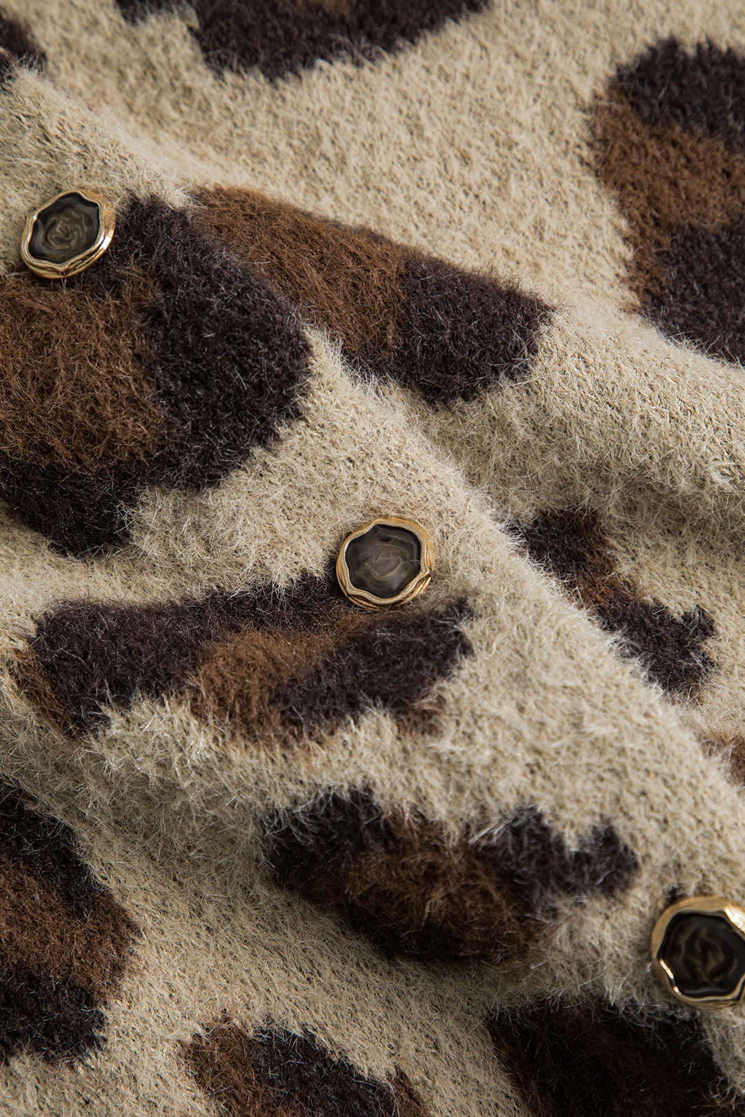 Soft Knit Leopard Print Cardigan – Trendy & Comfortable