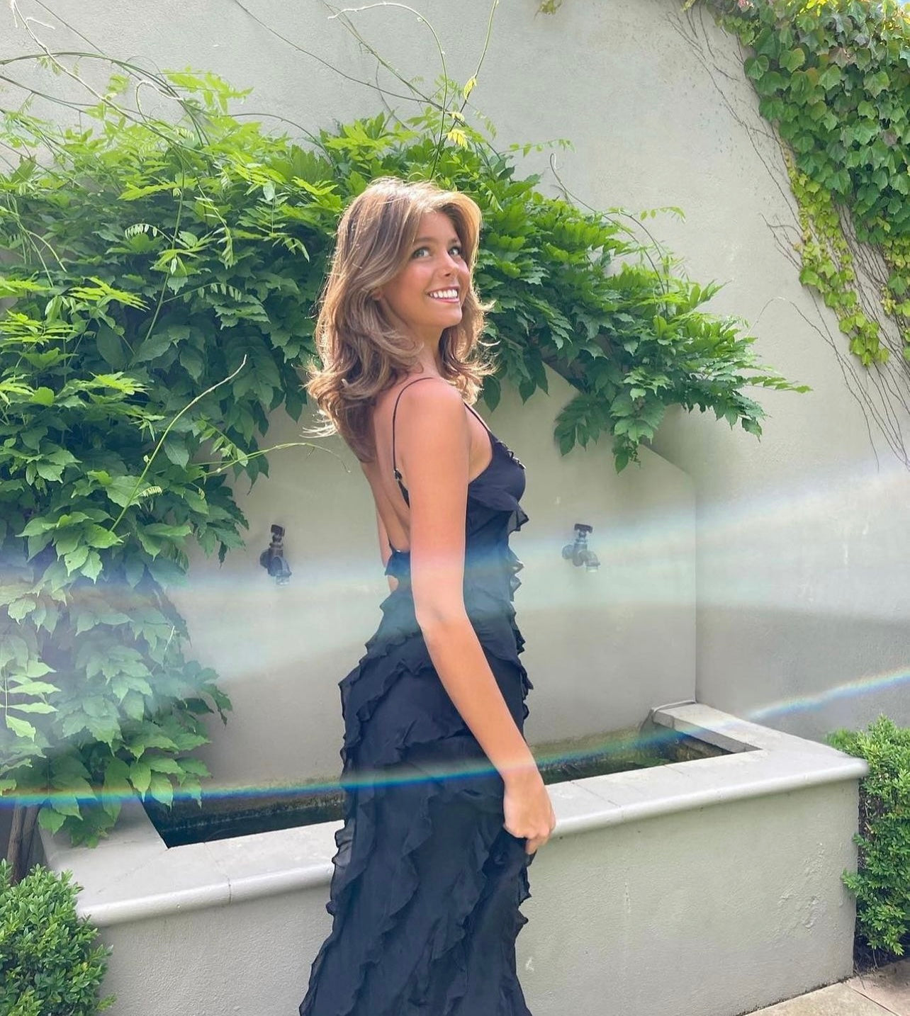 Ruffled Maxi Dress – Figure-Hugging Evening Style with Spaghetti Straps