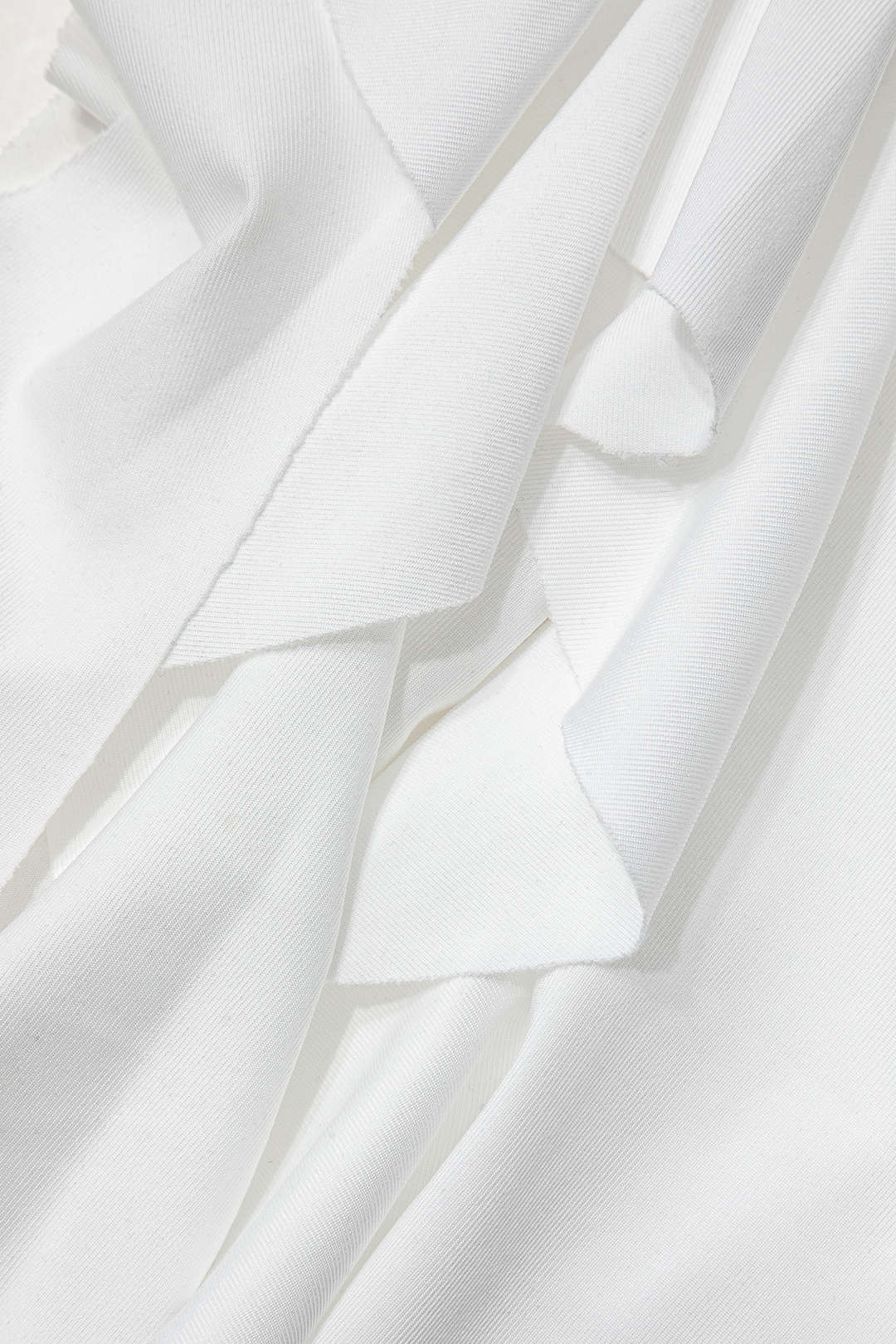 Elegant Ruffle Bandeau Maxi Dress – Timeless Sophistication