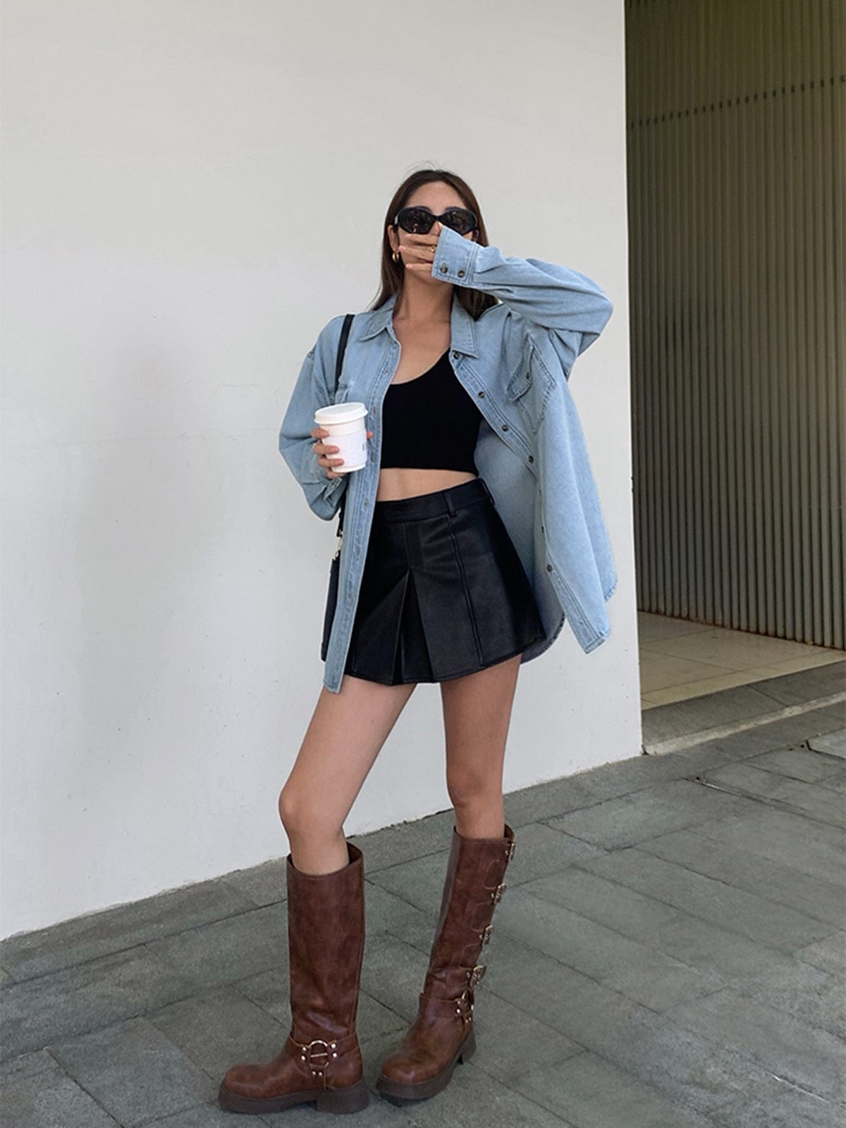 Oversized Denim Blouse – Comfort & Style