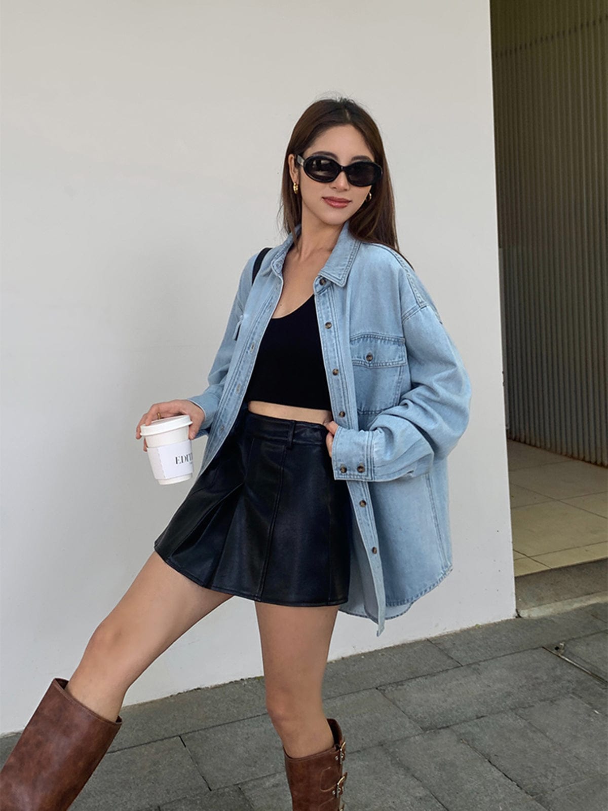 Oversized Denim Blouse – Comfort & Style