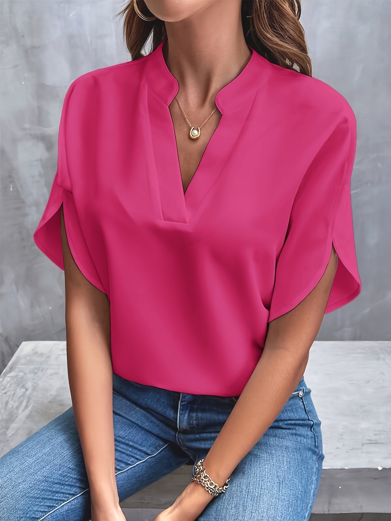 Lightweight Stylish Blouse for Any Occasion