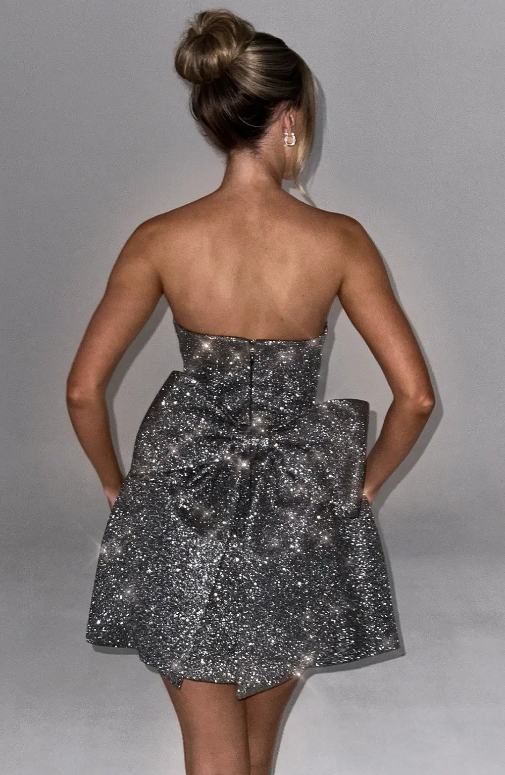 Glitter Mini Dress – Radiant Elegance for Unforgettable Nights