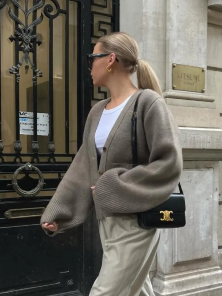 Chic Women's Cardigan