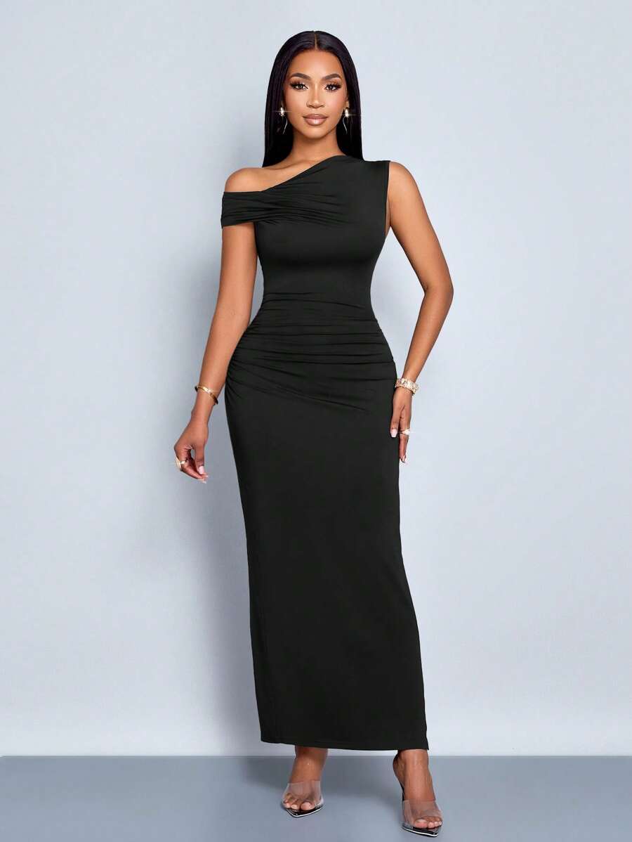 Women’s Asymmetric Oblique-Shoulder Bodycon Dress