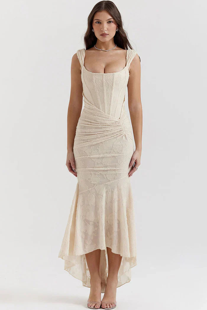 Strapless Lace Evening Gown with Fitted Silhouette