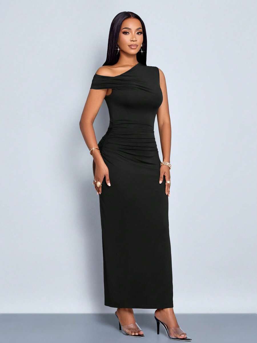 Women’s Asymmetric Oblique-Shoulder Bodycon Dress