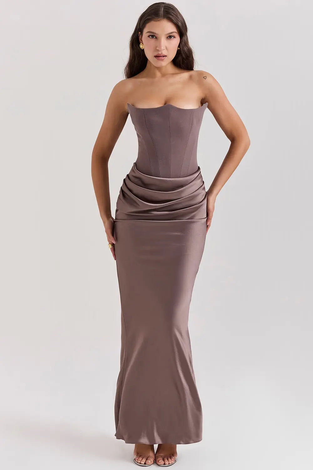 Exclusive Maxi Dress – Timeless Elegance & Comfort