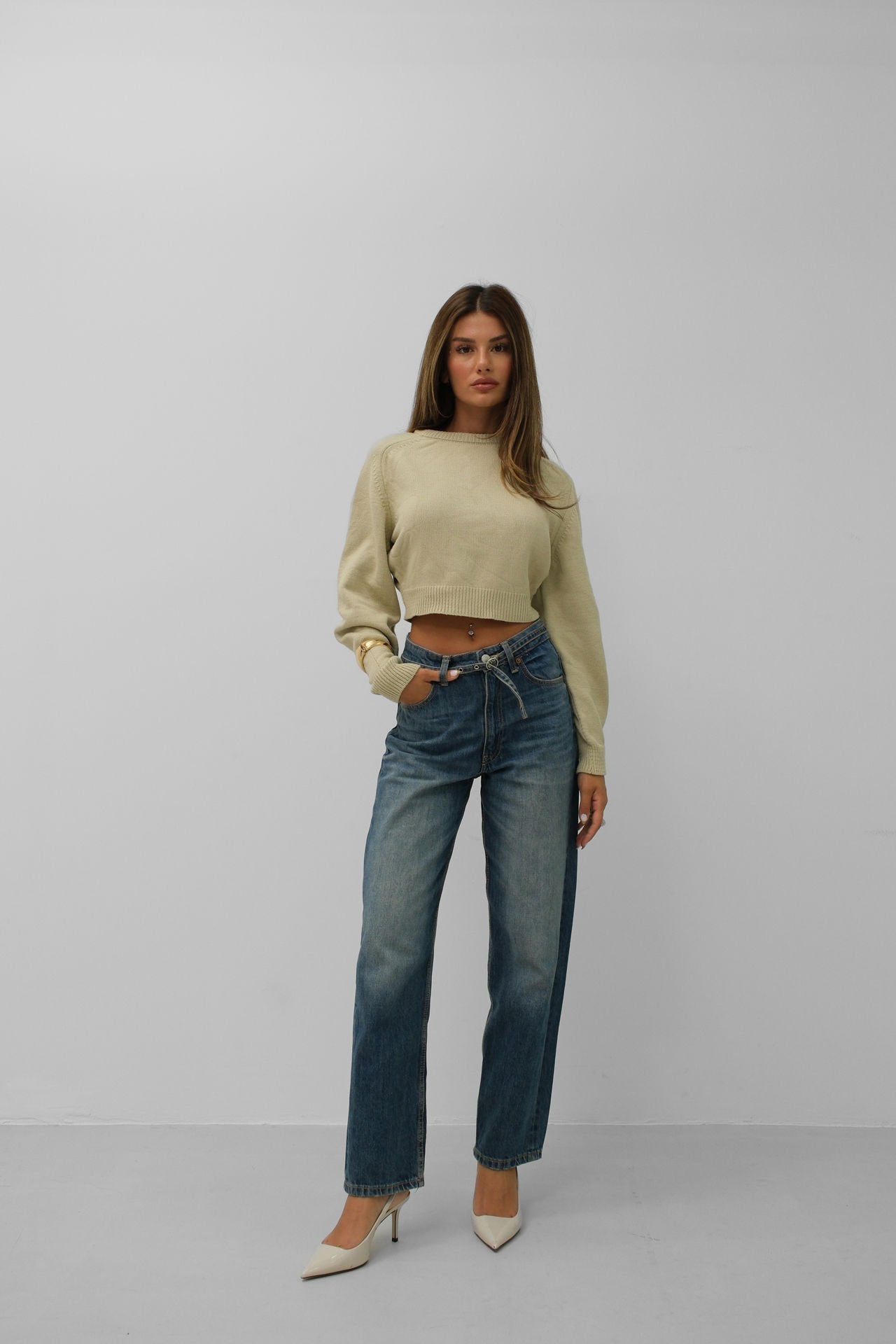 Beige Women's Crop Sweater with Raglan Sleeves