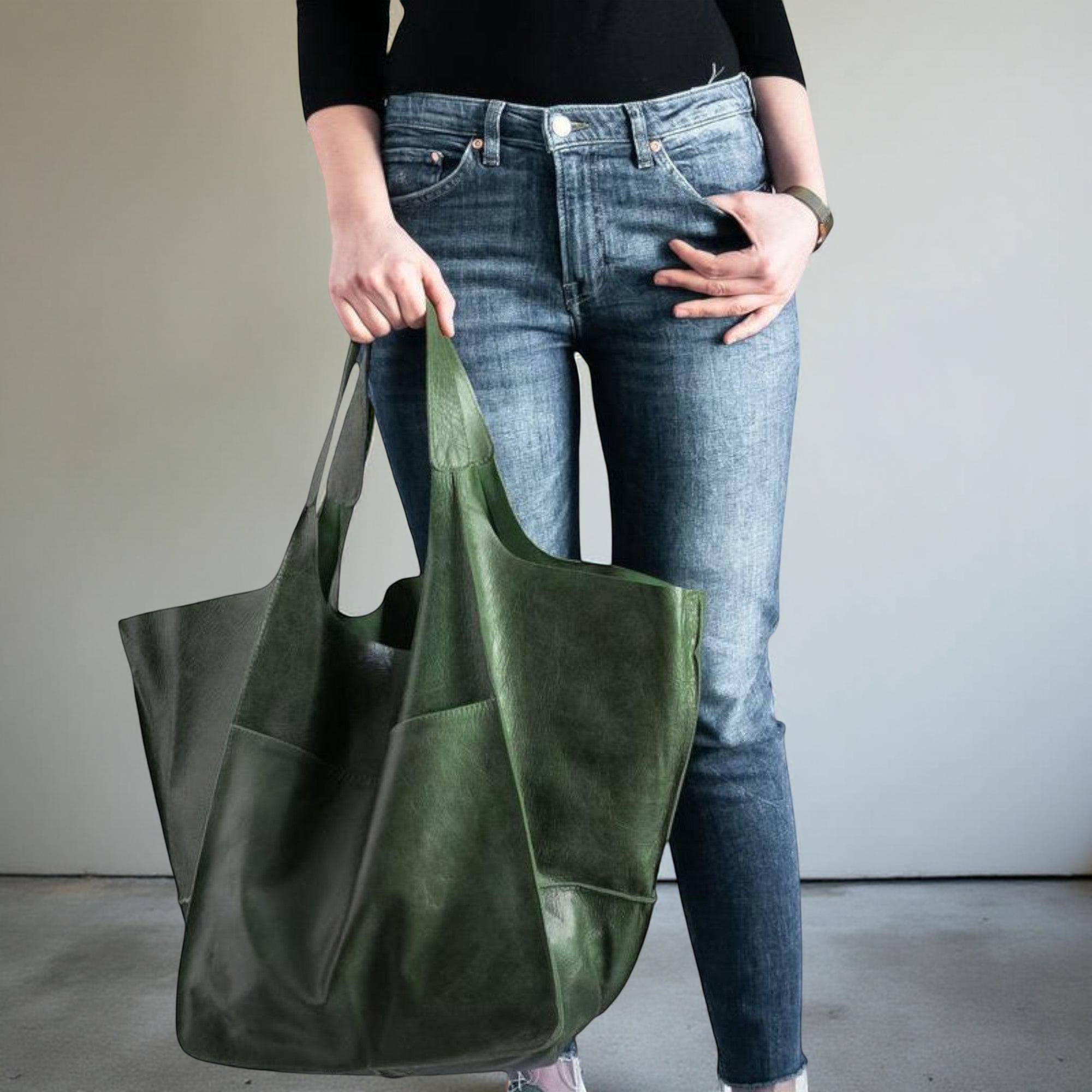 Aurora - Vegan Leather Tote Bag - Sustainable Handbag for Work & Travel