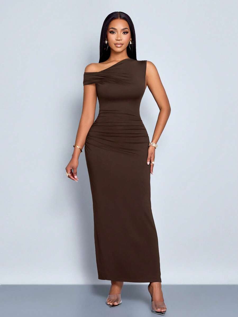 Women’s Asymmetric Oblique-Shoulder Bodycon Dress