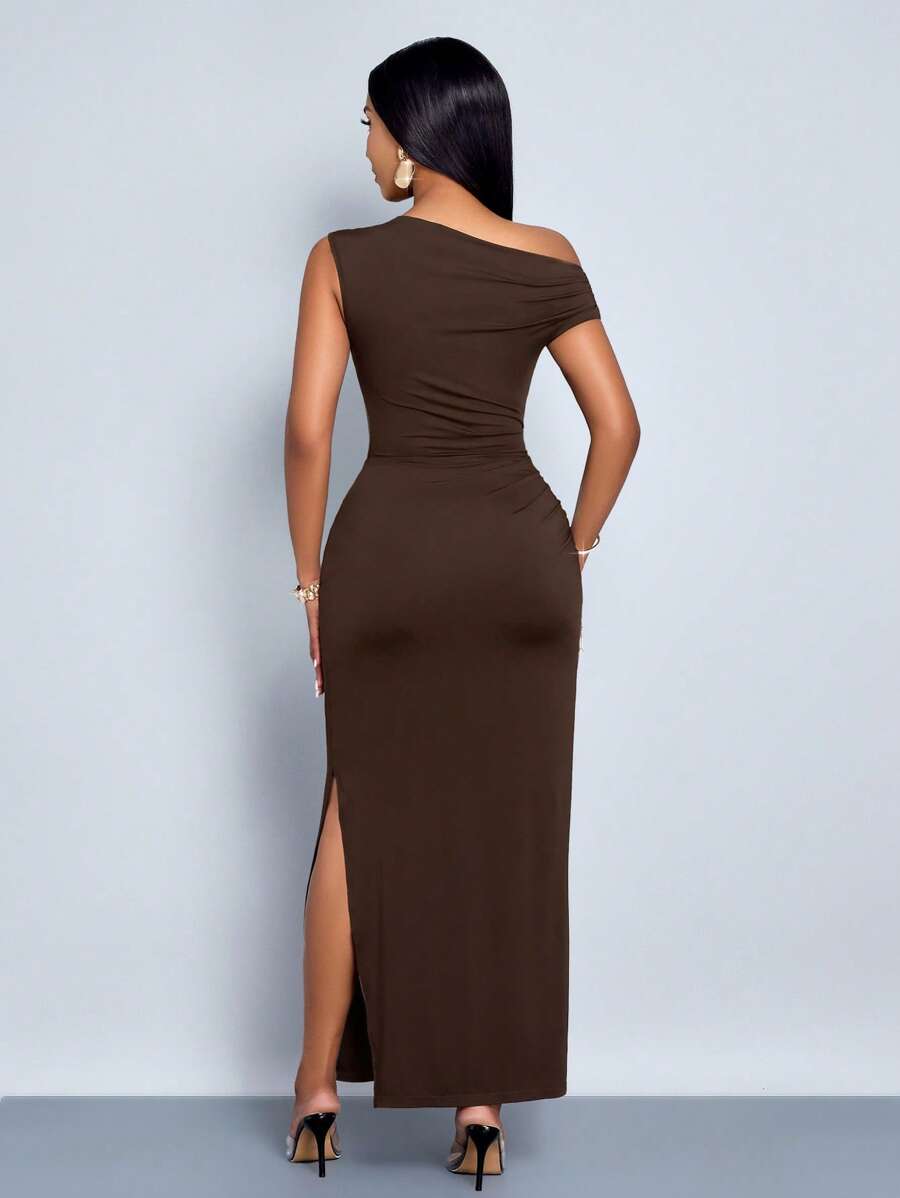 Women’s Asymmetric Oblique-Shoulder Bodycon Dress