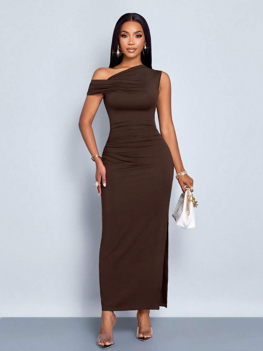 Women’s Asymmetric Oblique-Shoulder Bodycon Dress